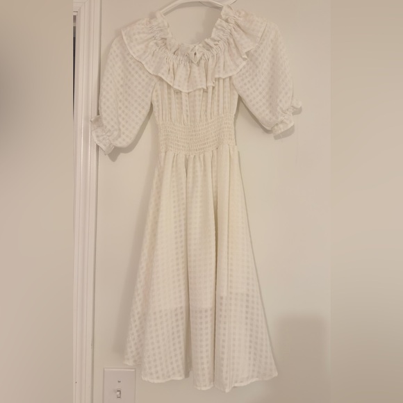Dresses & Skirts - White Textured Smocked Midi Dress with Ruffle Collar